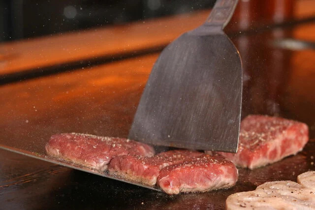 黒毛和牛の赤身ステーキ